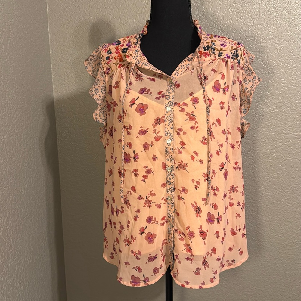 Lovestitch Floral, button-down, Short sleeve Blouse